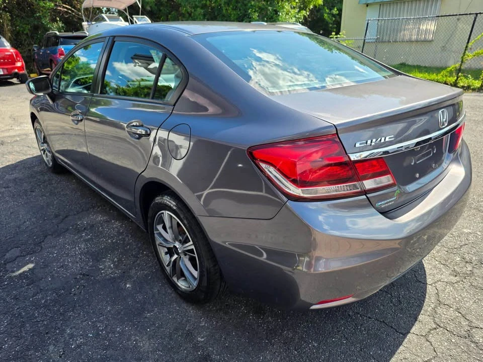 2014 Honda Civic 9th Gen - Image 2 of 16
