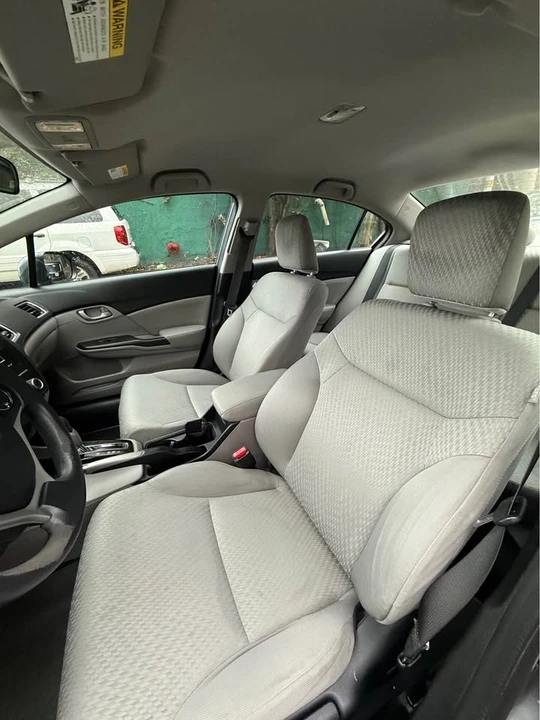 2014 Honda Civic 9th Gen - Image 5 of 16
