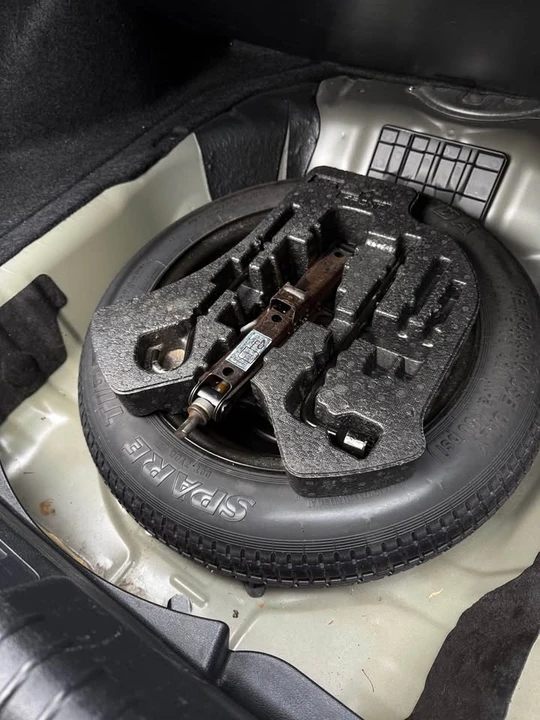 2014 Honda Civic 9th Gen - Image 13 of 16