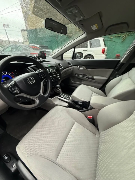 2014 Honda Civic 9th Gen - Image 4 of 16