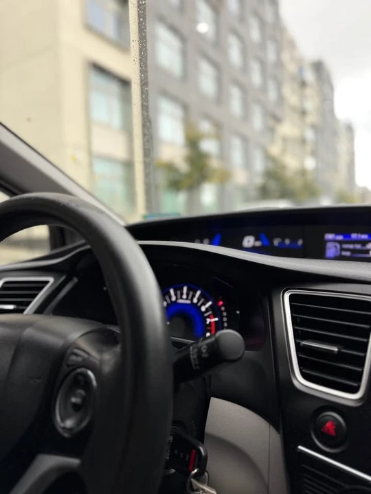 2014 Honda Civic 9th Gen - Image 11 of 16