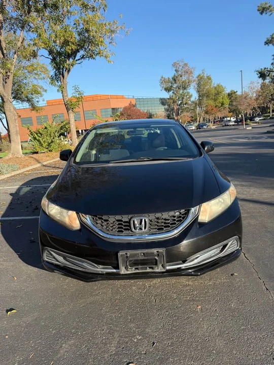 2014 Honda Civic 9th Gen - Image 9 of 19