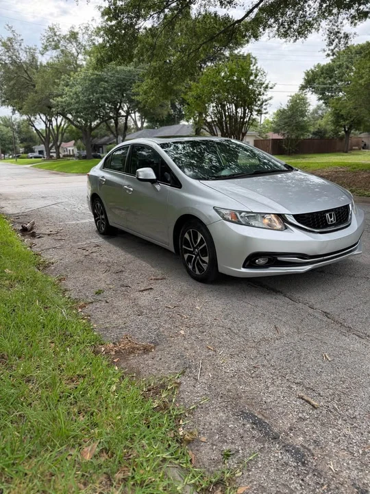 2014 Honda Civic 9th Gen - Image 3 of 12