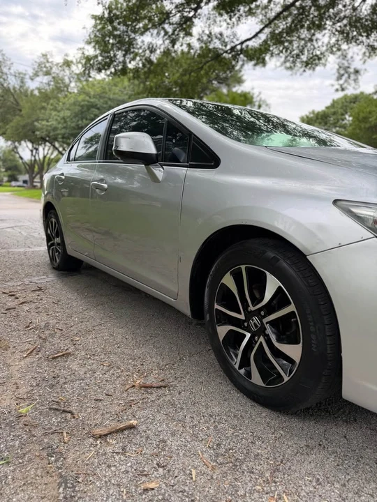 2014 Honda Civic 9th Gen - Image 8 of 12