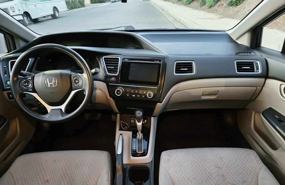 2014 Honda Civic 9th Gen - Image 5 of 13