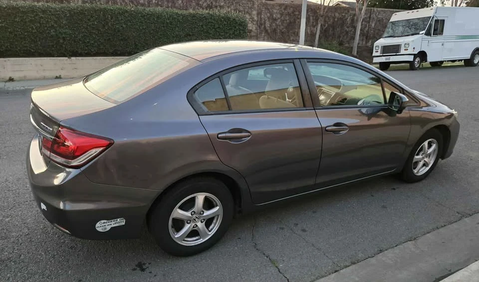 2014 Honda Civic 9th Gen - Image 4 of 13