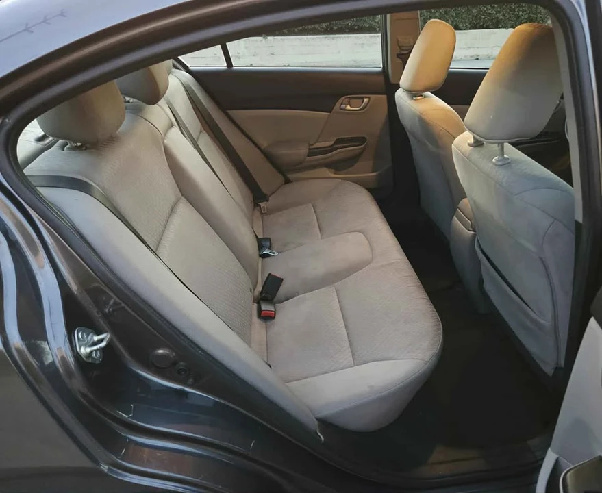 2014 Honda Civic 9th Gen - Image 9 of 13