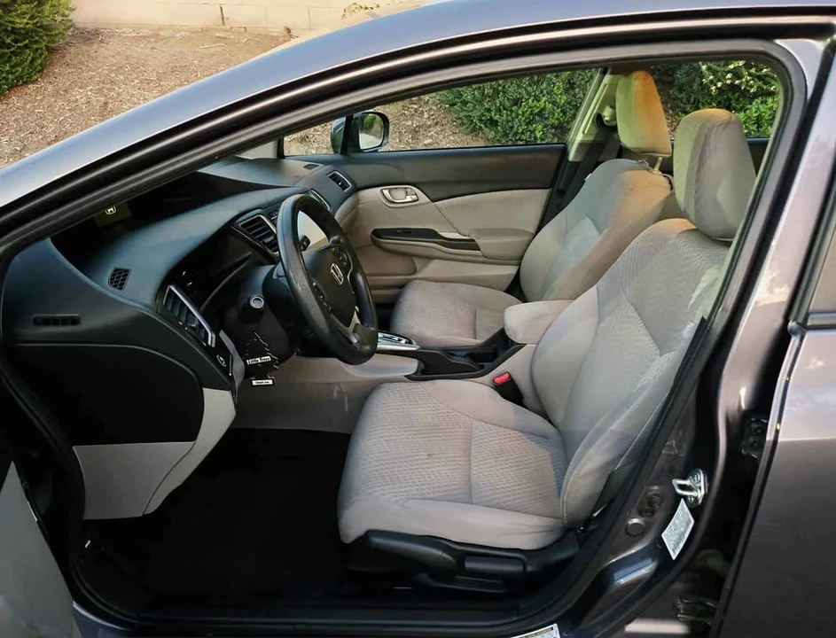 2014 Honda Civic 9th Gen - Image 6 of 13