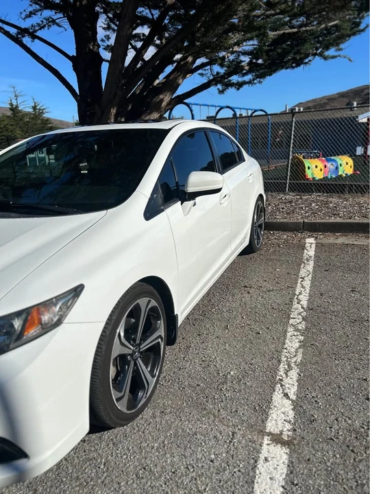 2014 Honda Civic Si 9th Gen - Image 2 of 9
