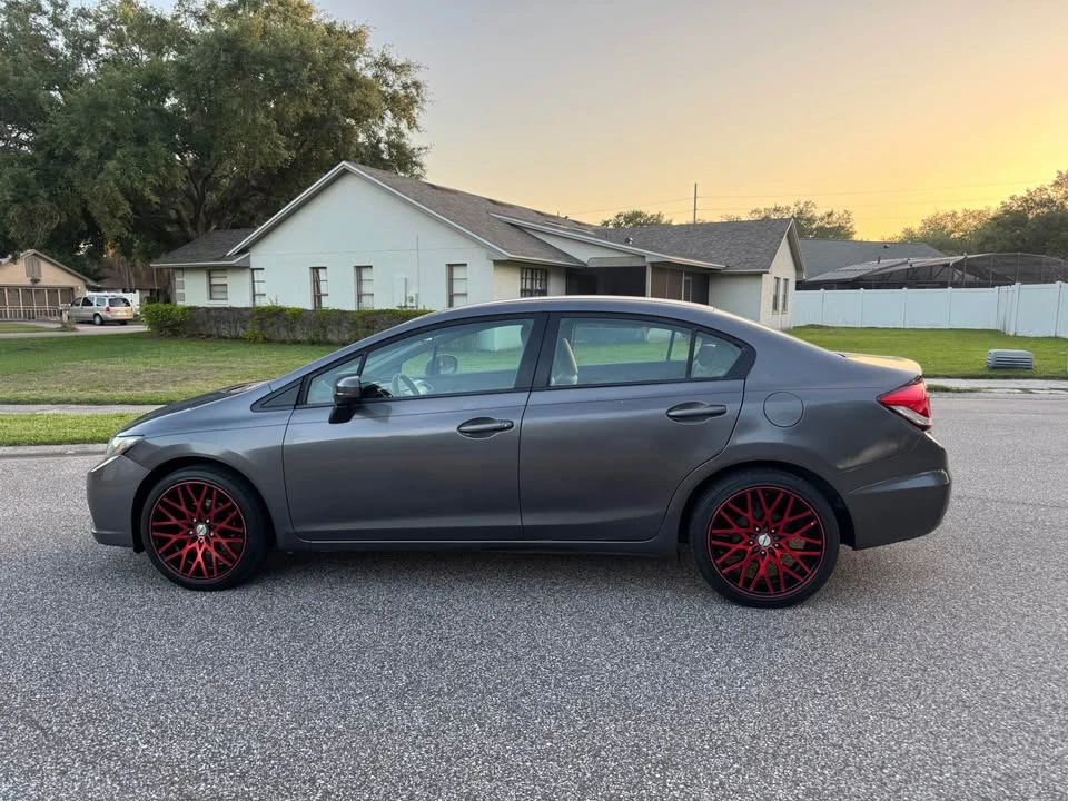 2014 Honda Civic 9th Gen - Image 6 of 14