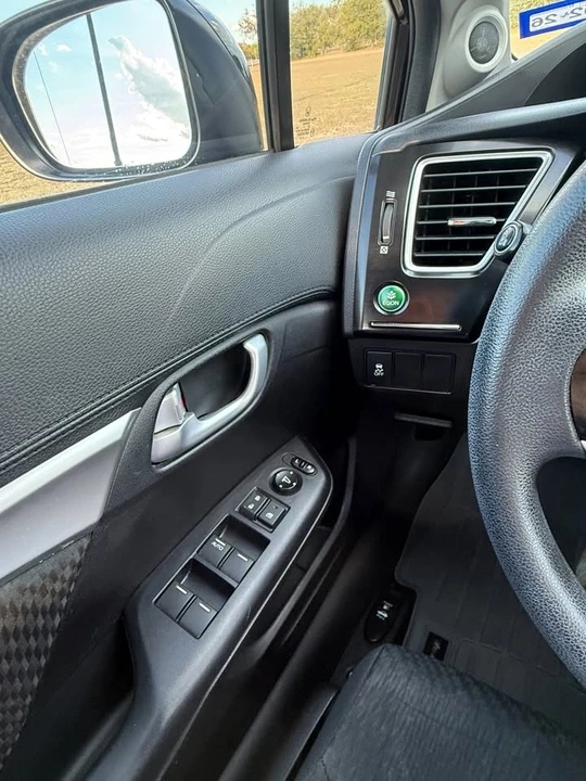 2014 Honda Civic 9th Gen - Image 11 of 20