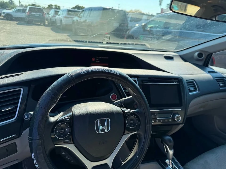 2014 Honda Civic 9th Gen - Image 16 of 19