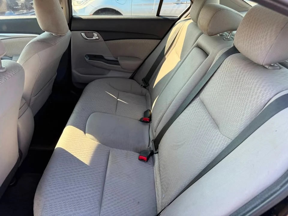 2014 Honda Civic 9th Gen - Image 11 of 19