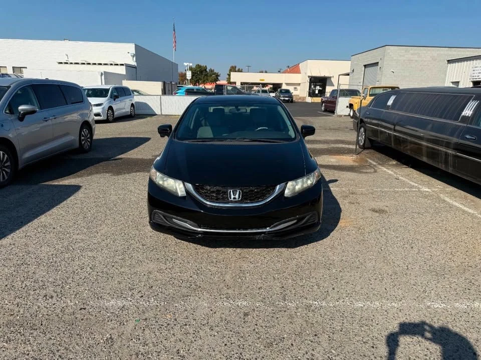 2014 Honda Civic 9th Gen - Image 2 of 19