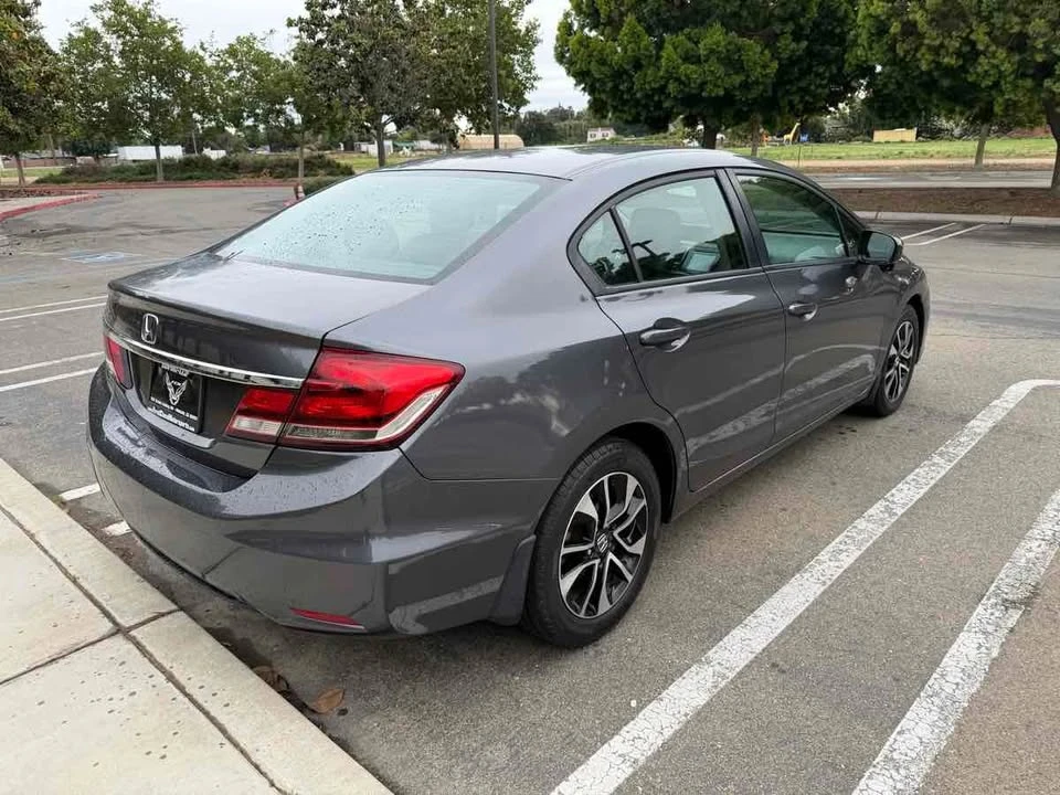 2014 Honda Civic 9th Gen - Image 7 of 20