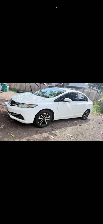 2014 Honda Civic 9th Gen - Image 3 of 10