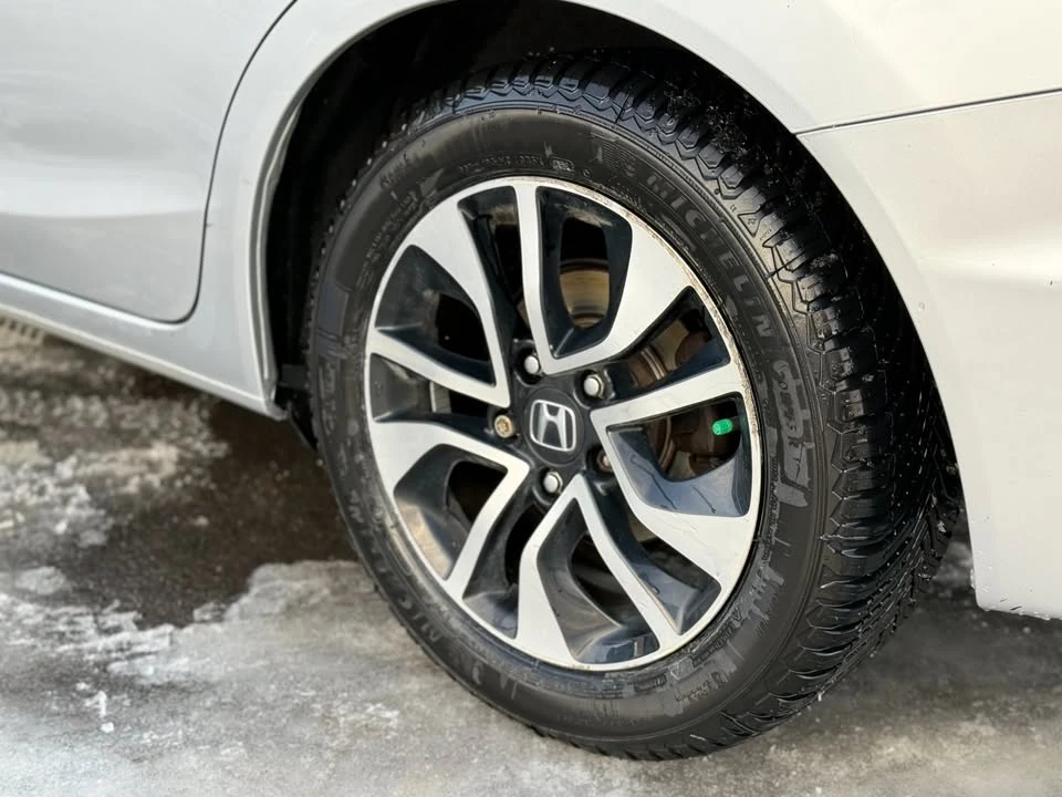 2014 Honda Civic 9th Gen - Image 4 of 12