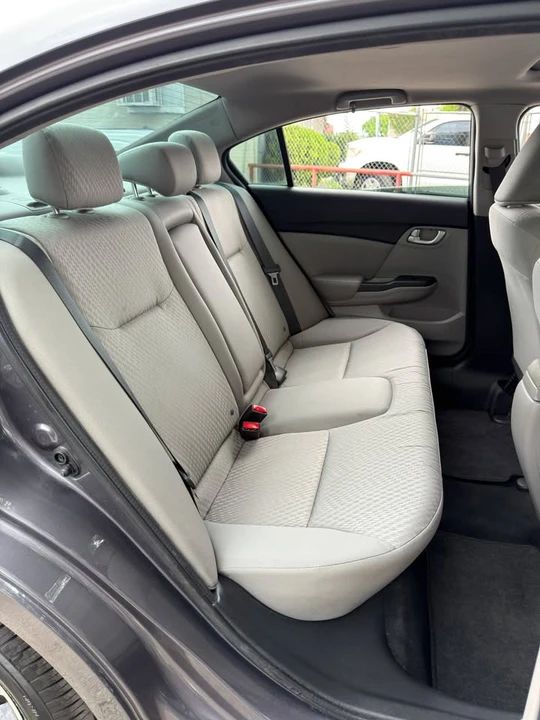 2014 Honda Civic 9th Gen - Image 15 of 18