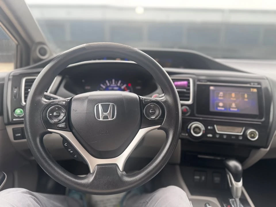 2014 Honda Civic 9th Gen - Image 18 of 20