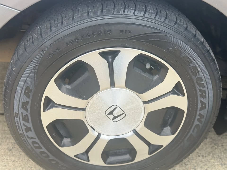 2014 Honda Civic 9th Gen - Image 15 of 20