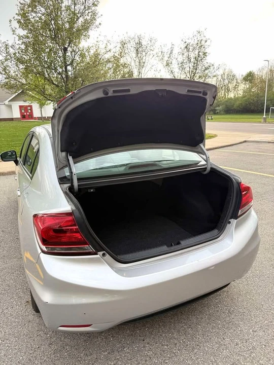 2014 Honda Civic 9th Gen - Image 11 of 12