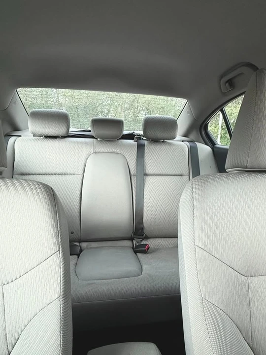 2014 Honda Civic 9th Gen - Image 10 of 12