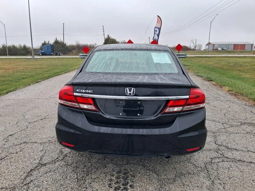 2014 Honda Civic 9th Gen - Image 5 of 8