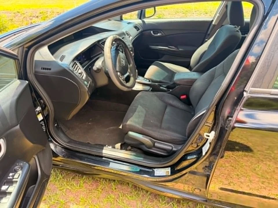 2014 Honda Civic 9th Gen - Image 10 of 13