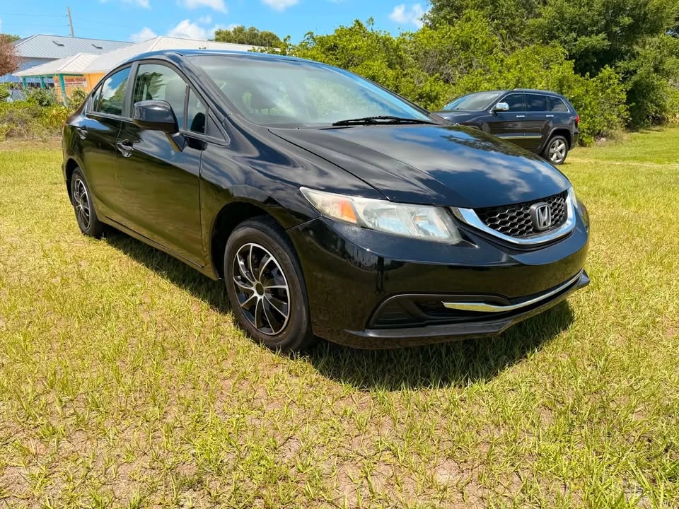 2014 Honda Civic 9th Gen - Image 7 of 13