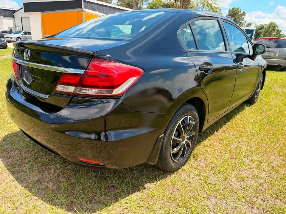2014 Honda Civic 9th Gen - Image 5 of 13