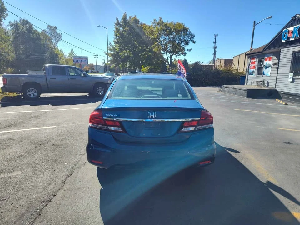 2014 Honda Civic 9th Gen - Image 4 of 15