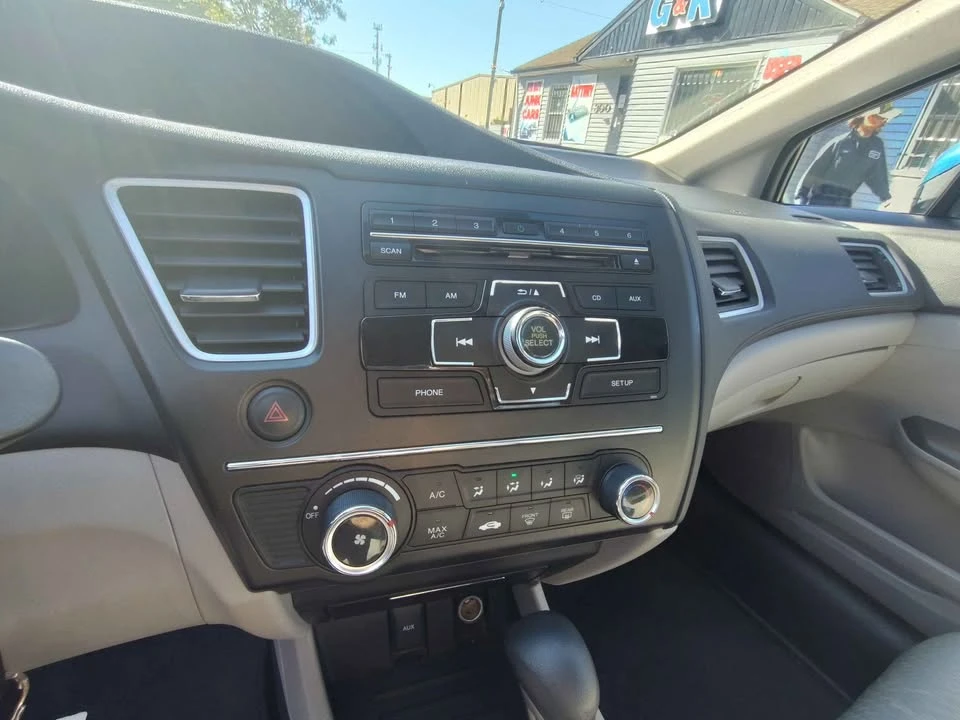 2014 Honda Civic 9th Gen - Image 15 of 15