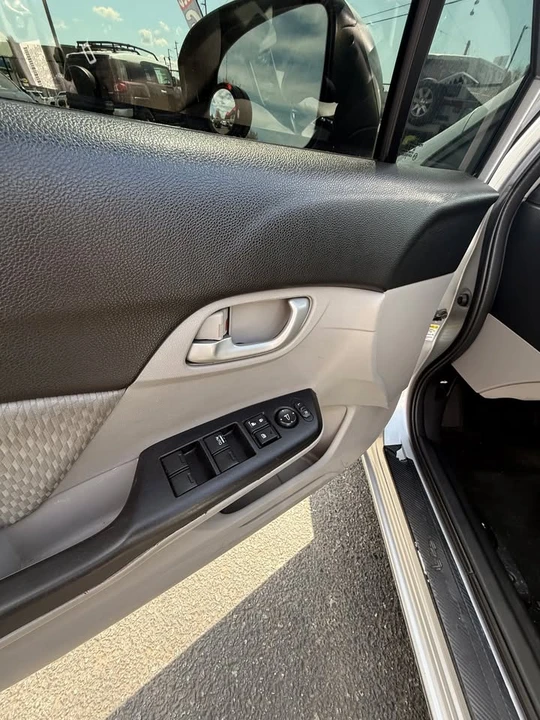 2014 Honda Civic 9th Gen - Image 13 of 20