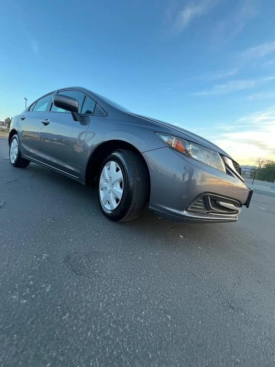 2014 Honda Civic 9th Gen - Image 17 of 20