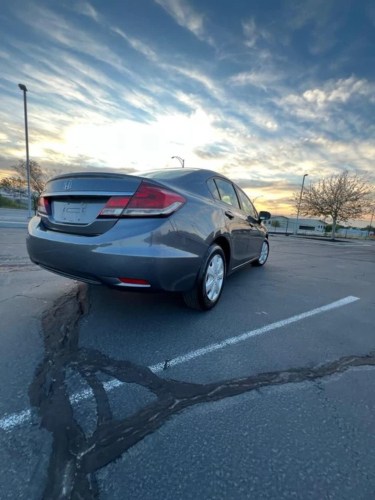 2014 Honda Civic 9th Gen - Image 9 of 20