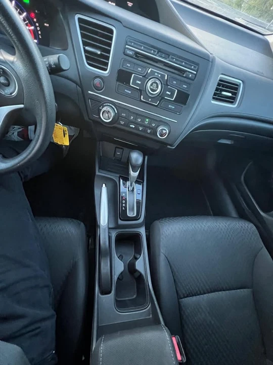 2014 Honda Civic 9th Gen - Image 6 of 20