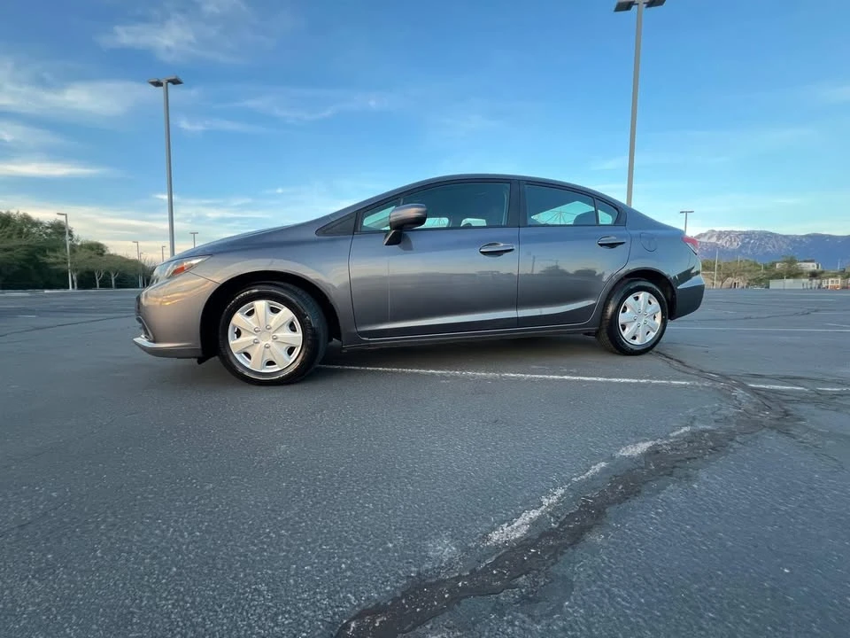 2014 Honda Civic 9th Gen - Image 4 of 20