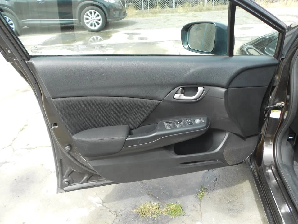 2014 Honda Civic 9th Gen - Image 9 of 17