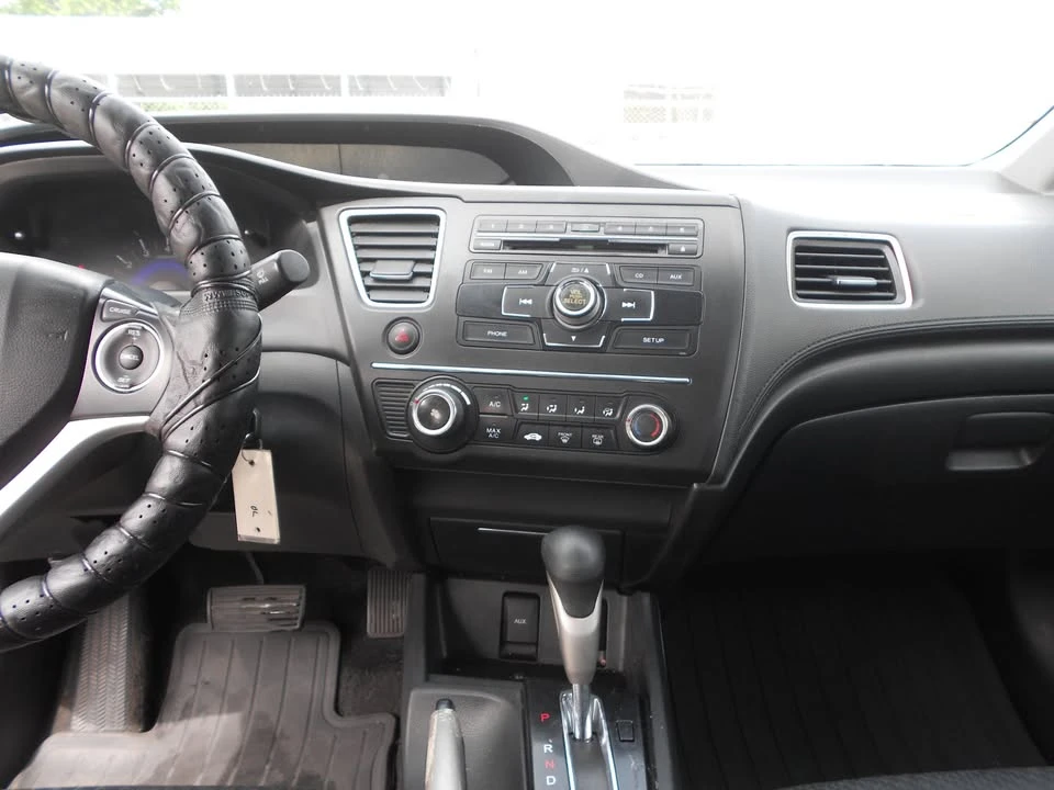 2014 Honda Civic 9th Gen - Image 12 of 17