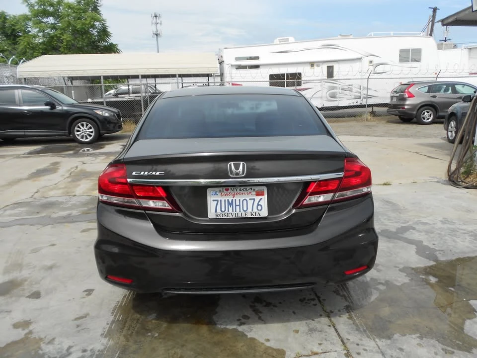 2014 Honda Civic 9th Gen - Image 7 of 17