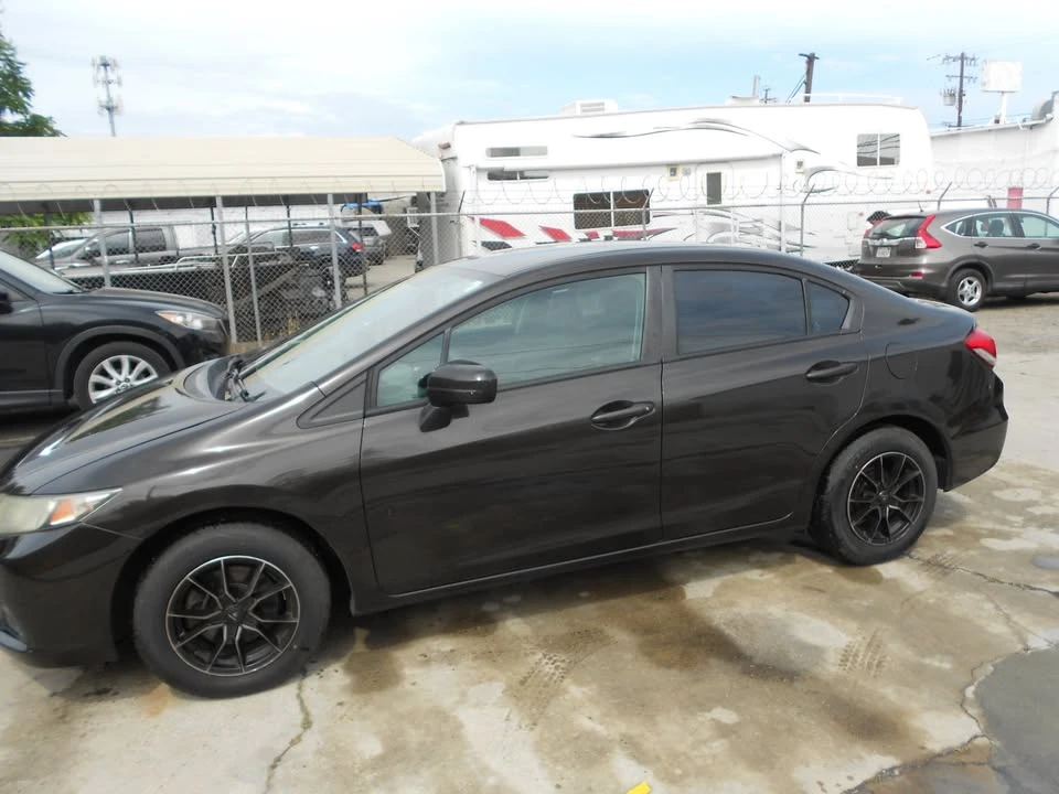 2014 Honda Civic 9th Gen - Image 5 of 17