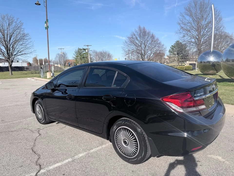 2014 Honda Civic 9th Gen - Image 6 of 20