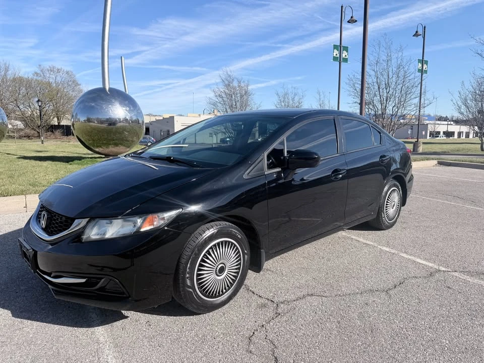 2014 Honda Civic 9th Gen - Image 4 of 20