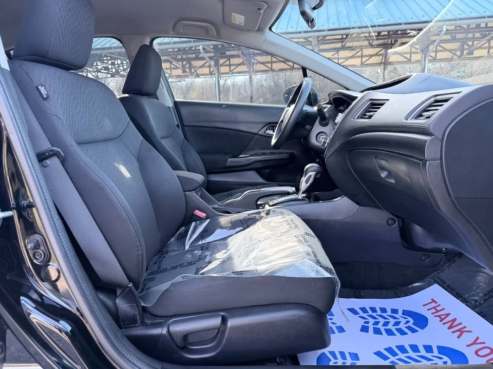 2014 Honda Civic 9th Gen - Image 10 of 20