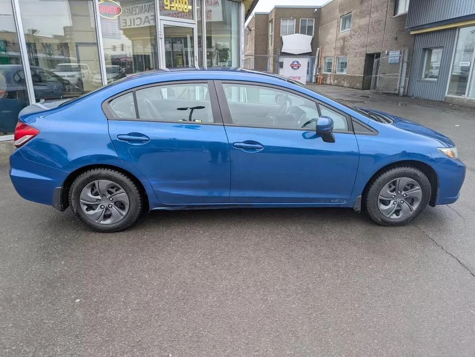 2014 Honda Civic 9th Gen - Image 8 of 18