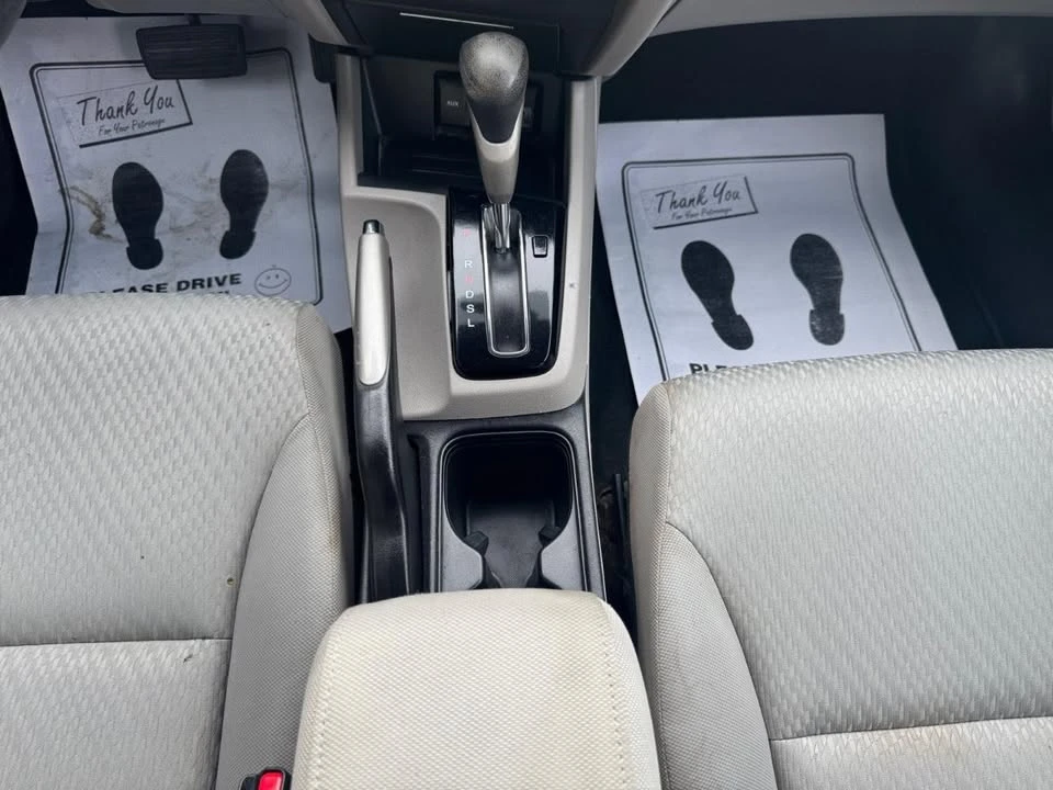 2014 Honda Civic 9th Gen - Image 15 of 20