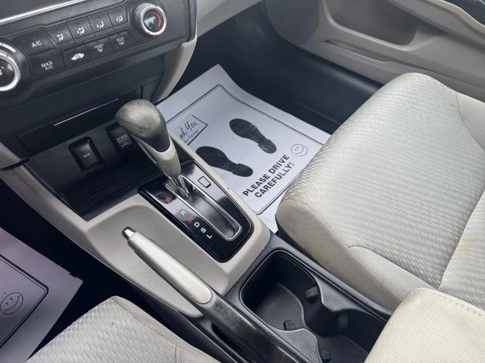 2014 Honda Civic 9th Gen - Image 16 of 20