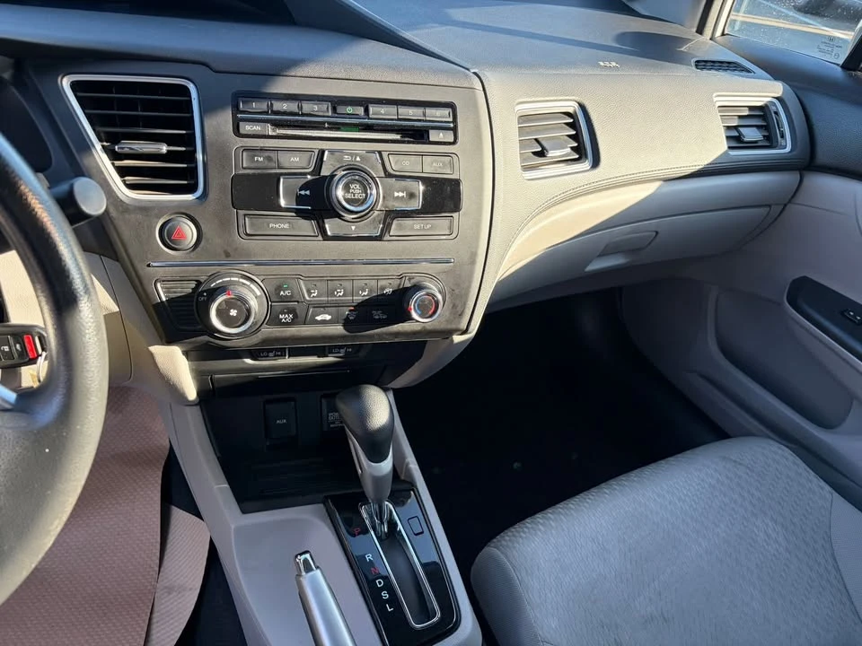 2014 Honda Civic 9th Gen - Image 5 of 9