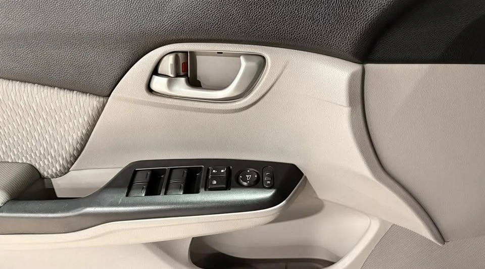2014 Honda Civic 9th Gen - Image 7 of 20