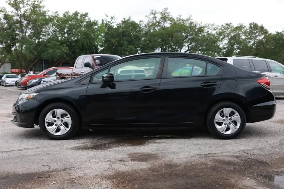 2014 Honda Civic 9th Gen - Image 3 of 20